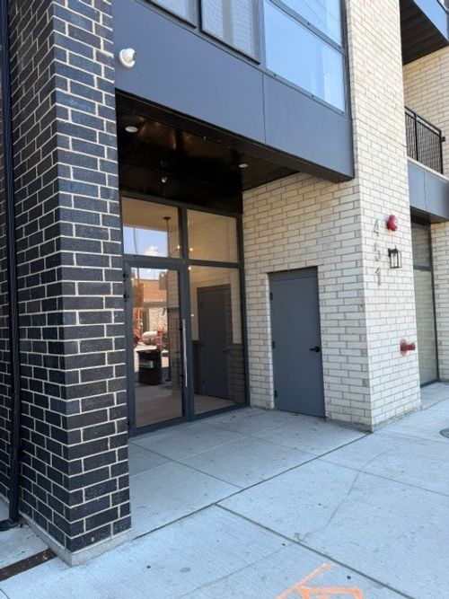 451 E Pershing Rd, Chicago, IL, 60653-0274 | Card Image