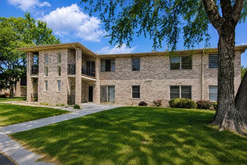 944 Birch Drive, Crown Point, IN, 46307 | Card Image