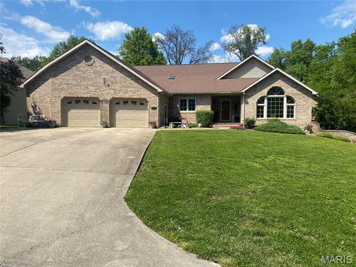 1015 E Oak St, Greenville, IL, 62246-1336 | Card Image