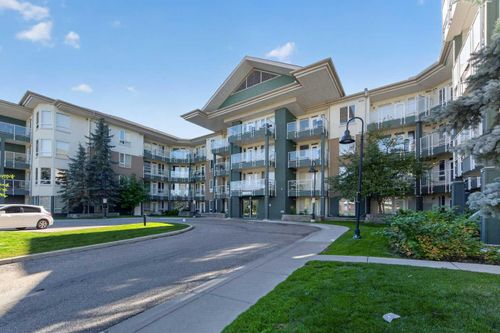 203-3111 34 Avenue Nw, Calgary, AB, T2L0Y2 | Card Image