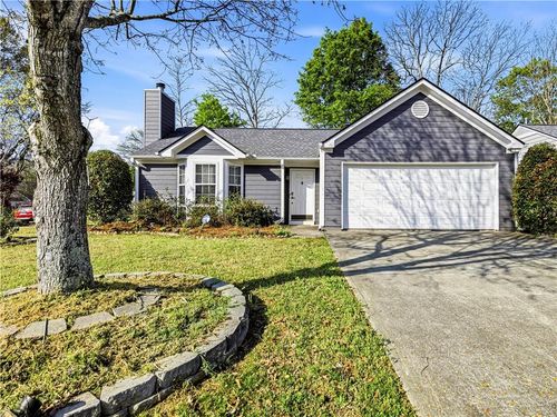 2523 Barndale Dr, Lawrenceville, GA, 30044-5044 | Card Image