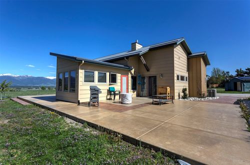 753 Heaven Bound Ln, Corvallis, MT, 59828-9042 | Card Image