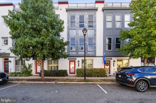930 Pete Jones Way, ALEXANDRIA, VA, 22314-2557 | Card Image