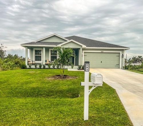 203 Baytree Dr, Rotonda West, FL, 33947-3821 | Card Image