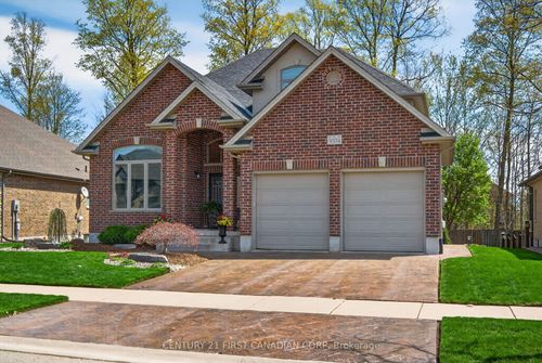 3574 Settlement Trail, London, ON, N6P0B1 | Card Image