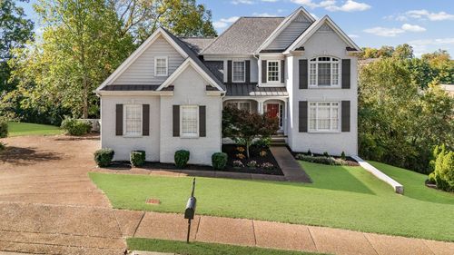 6040 Woodland Hills Dr, Nashville, TN, 37211-8405 | Card Image