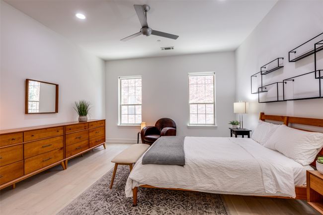 UNIT-1106 - 5015 Meridian Ln, Condo with 3 bedrooms, 3 bathrooms and null parking in Addison TX | Image 6