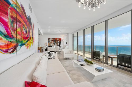 1202-5875 Collins Ave, Miami Beach, FL, 33140-3772 | Card Image