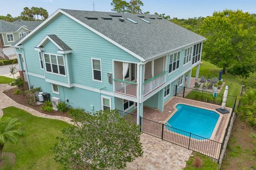 123 Sunset Cir S, St Augustine, FL, 32080-5156 | Card Image