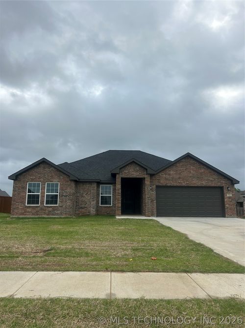 3146 Seabiscuit Street, Durant, OK, 74701 | Card Image