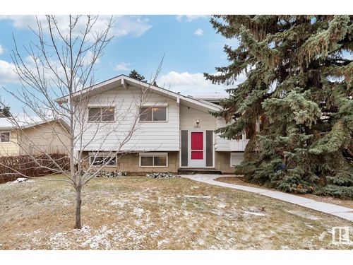 10911 43 Ave Nw, Edmonton, AB, T6J2R3 | Card Image