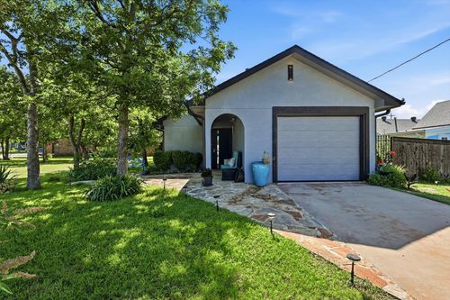 511 N 2nd St, Sanger, TX, 76266-4419 | Card Image