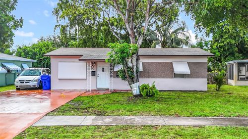 6705 Raleigh St, Hollywood, FL, 33024-2807 | Card Image