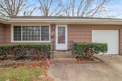 12509 E 48th Terrace Ct S, Independence, MO, 64055 | Card Image