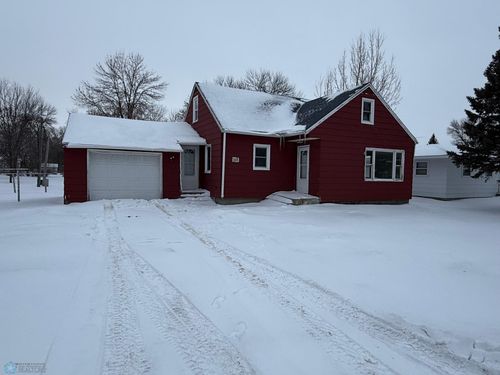 115 2nd St Nw, Mahnomen, MN, 56557-4328 | Card Image