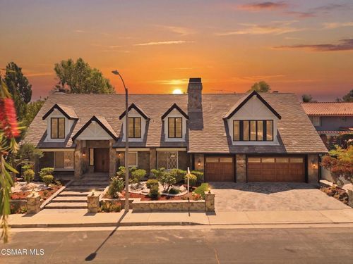 24756 Eilat St, Woodland Hills, CA, 91367-1033 | Card Image