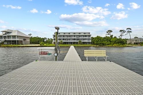 apt-n-5539 Soundside Dr, Gulf Breeze, FL, 32563-9528 | Card Image