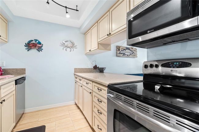 APT-401 - 4212 126 Th St, Condo with 2 bedrooms, 2 bathrooms and null parking in CORTEZ FL | Image 27