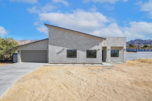 69225 Cottonwood Dr, 29 Palms, CA, 92277-6586 | Card Image