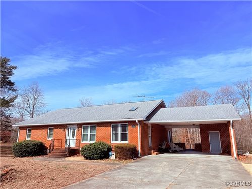 525 Valley Dr, Callao, VA, 22435-2829 | Card Image