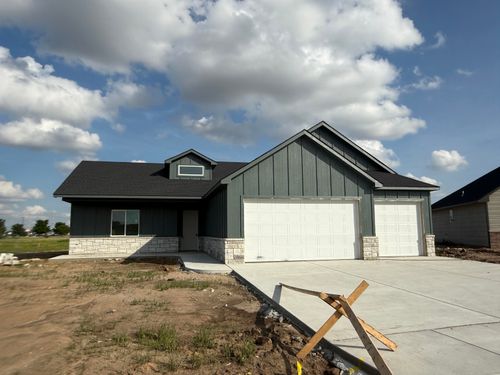 870 N Main St, Goddard, KS, 67052 | Card Image