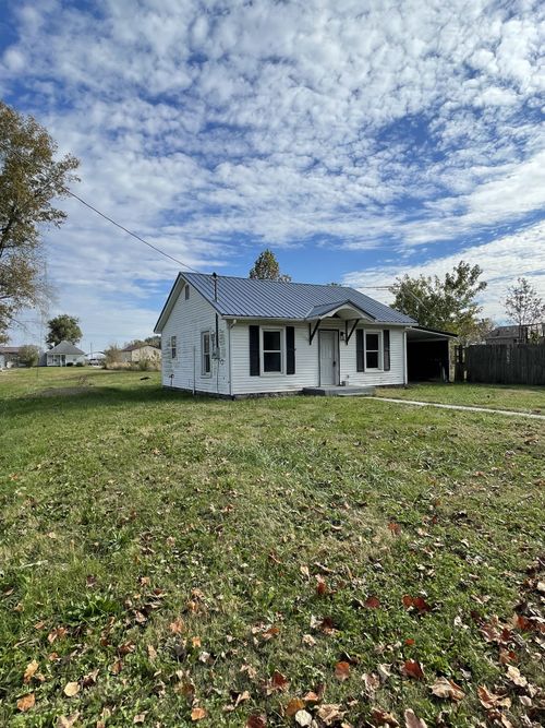 132 Bryan Ave, La Fayette, KY, 42254-7903 | Card Image