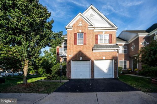 9571 Linnett Hill Dr, LORTON, VA, 22079-2780 | Card Image