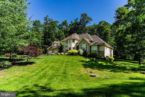 1760 White Oak Cir, Dauphin, PA, 17018-9251 | Card Image