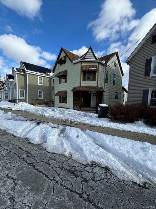 63 Capron St, Walden, NY, 12586-1223 | Card Image