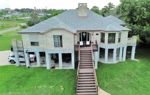 5240 Jean Lafitte Blvd, Lafitte, LA, 70067-5416 | Card Image