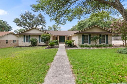 8318 Heraldry St, San Antonio, TX, 78254-2421 | Card Image