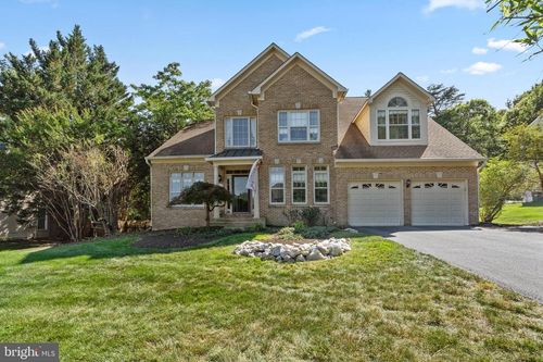 8708 Cross Chase Cir, FAIRFAX STATION, VA, 22039-3353 | Card Image