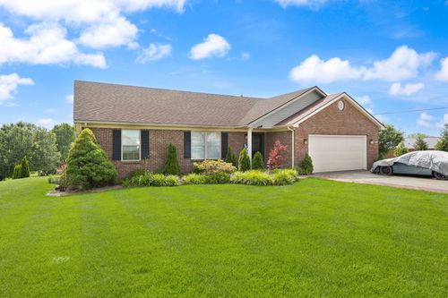 210 Helena Dr, Mt Sterling, KY, 40353-8303 | Card Image
