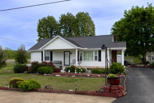 130 Elm Ln, Linden, TN, 37096-3321 | Card Image