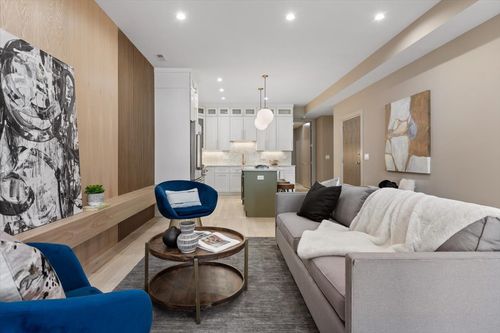 apt-2-2450 N Clybourn Ave, Chicago, IL, 60614-2352 | Card Image