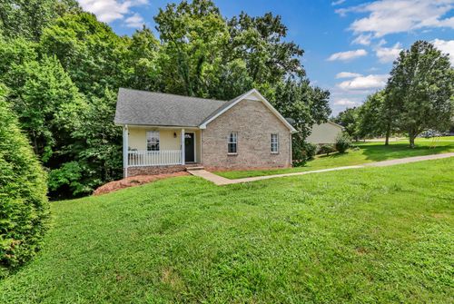 931 Drum Ln, Clarksville, TN, 37043-8410 | Card Image