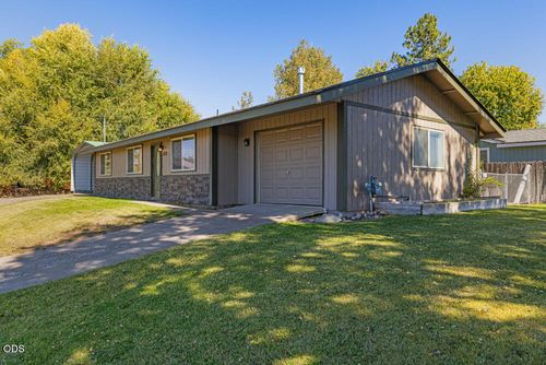 2571 5th Ave, Bonanza, OR, 97623-3268 | Card Image
