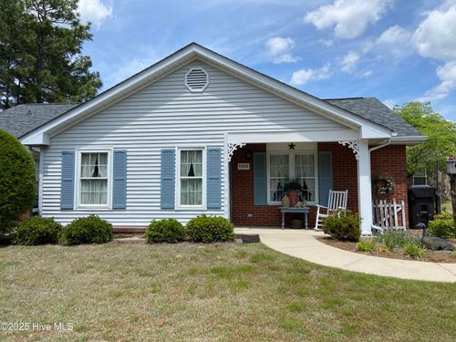 1203 Wilshire Cir, Aberdeen, NC, 28315-2300 | Card Image