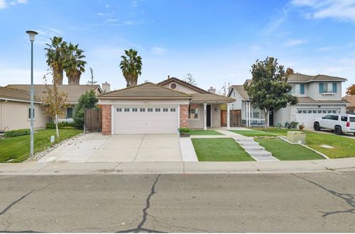 982 Padbury Ct, Galt, CA, 95632-3417 | Card Image