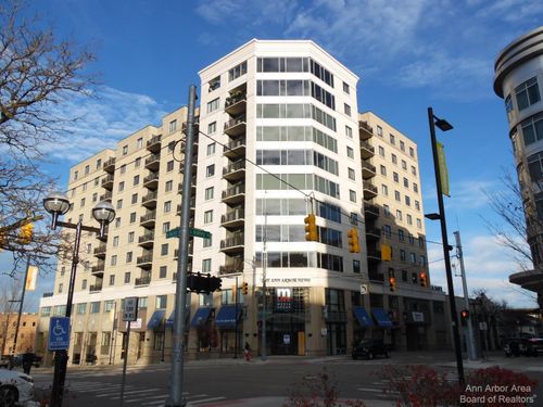 901-111 N Ashley St, Ann Arbor, MI, 48104-1770 | Card Image
