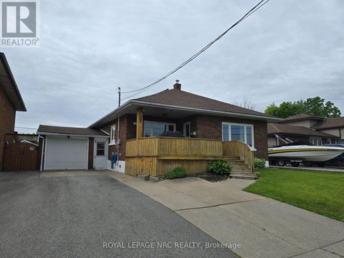 77 Gilmore Road, Fort Erie (Central), ON, L2A2L9 | Card Image