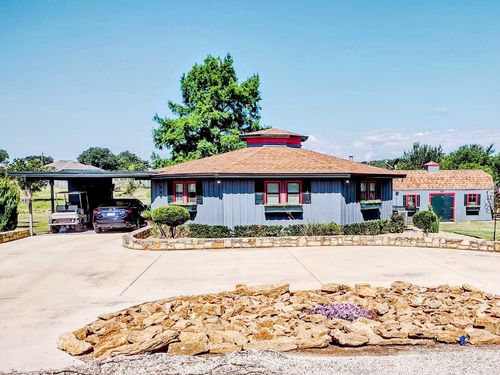 149 Bay Roc Ln, Runaway Bay, TX, 76426-9734 | Card Image