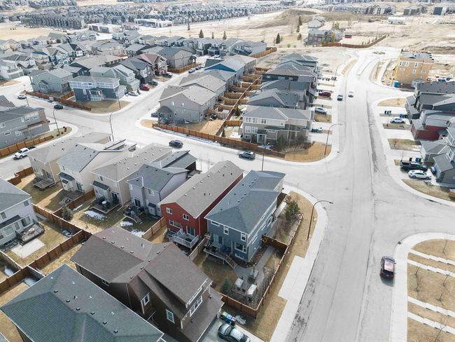 6 Sage Bluff Way Nw, House detached with 4 bedrooms, 3 bathrooms and 4 parking in Calgary AB | Image 4
