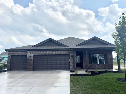 6127 Camarillo Dr, Whitestown, IN, 46075-7665 | Card Image