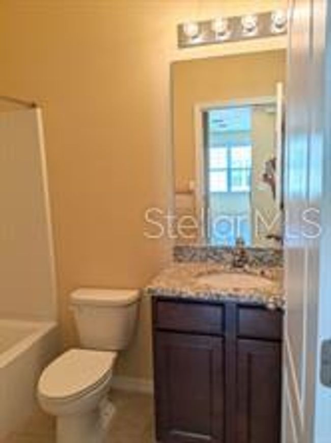 Guest Bathroom | Image 18