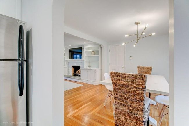 569 Turner Rd, Home with 4 bedrooms, 3 bathrooms and 6 parking in Middletown RI | Image 12