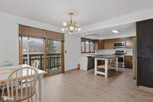 1950 Rebel Ridge Dr, Anchorage, AK, 99504-2932 | Card Image
