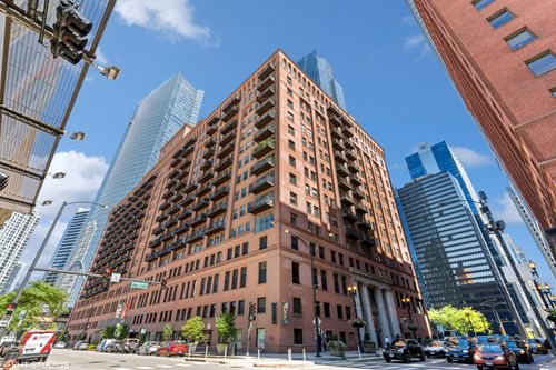 723-165 N Canal St, Chicago, IL, 60606-1521 | Card Image