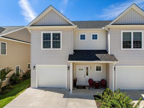 229 Louise Ln, Elliston, VA, 24087-1400 | Card Image