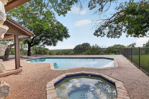 8628 Stonewood Drive, Fort Worth, TX, 76179 | Card Image